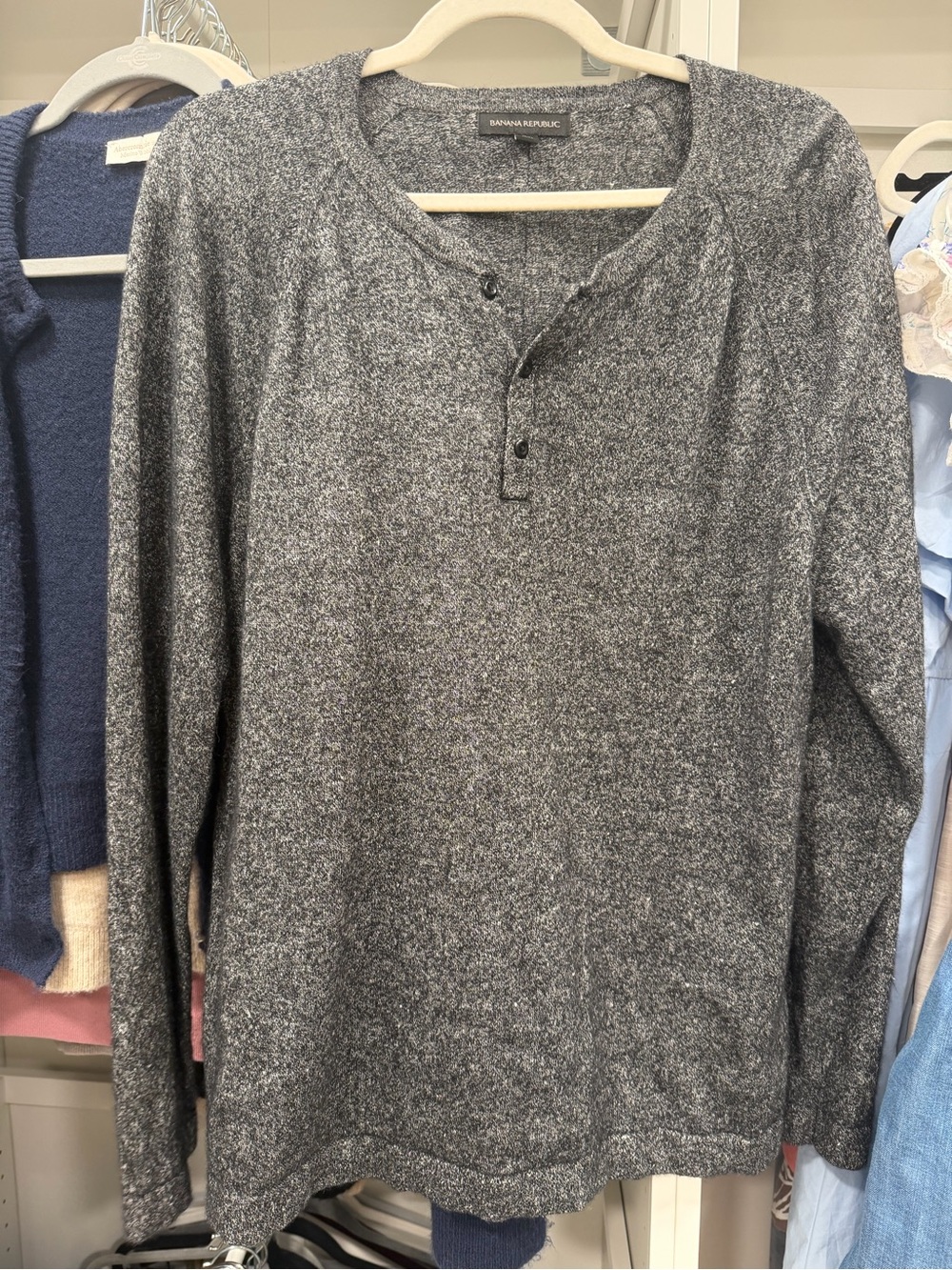 Banana Republic Men's Charcoal Heather Henley Long Sleeve